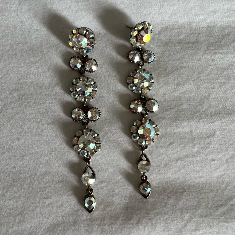 Jim Ball AURORA BOREALIS AB SILVER pageant earring